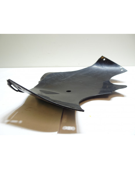 Suzuki GSX-R1000, undre framskärm