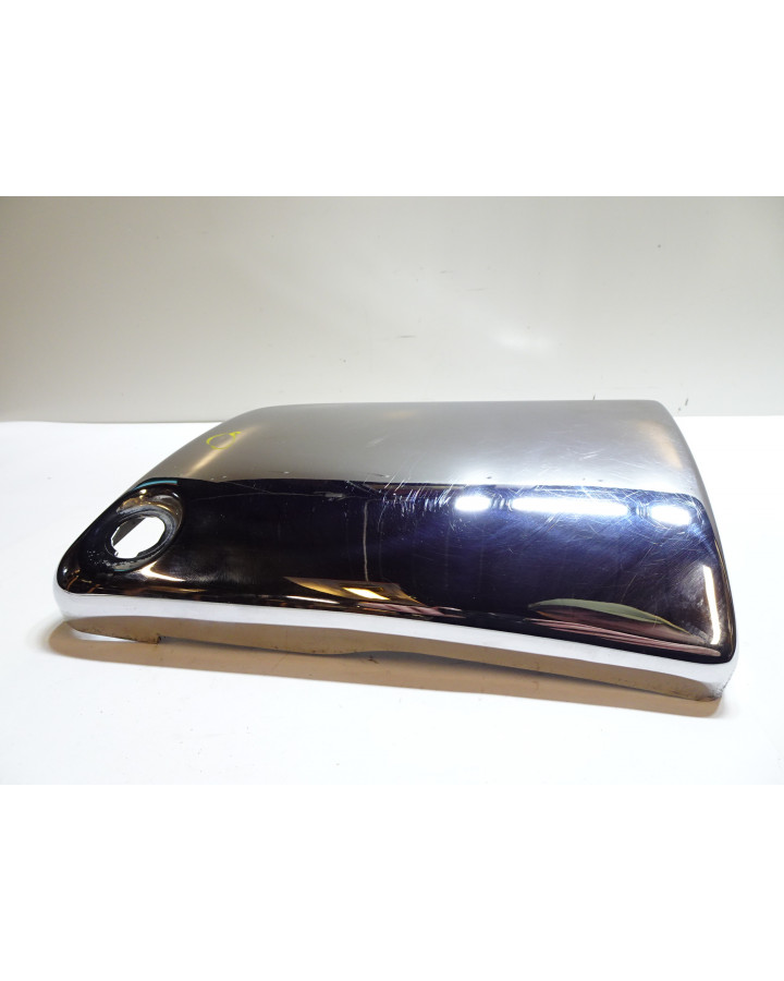 Suzuki VL 1500 LC Intruder, nedre panel höger