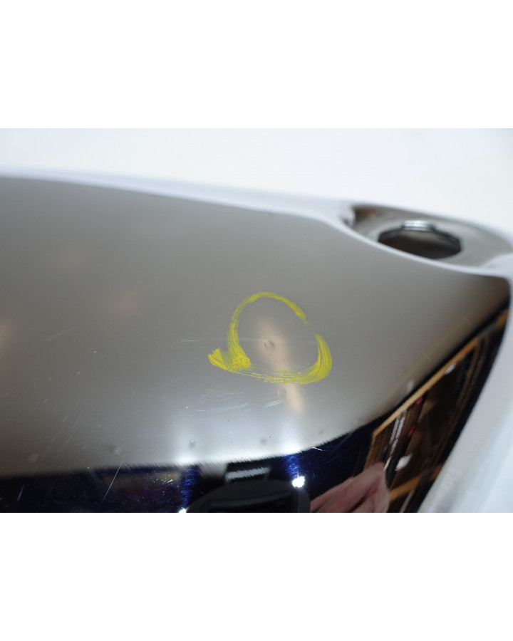 Suzuki VL 1500 LC Intruder, nedre panel höger