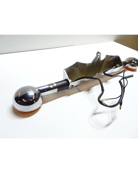 Suzuki VL 1500 LC Intruder, blinkers fram komplett