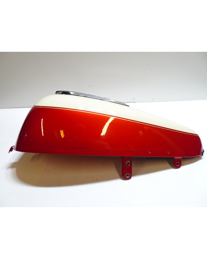 Suzuki VL 1500 LC Intruder, tankkåpa höger