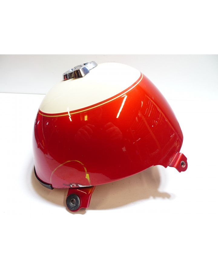 Suzuki VL 1500 LC Intruder, tankkåpa höger