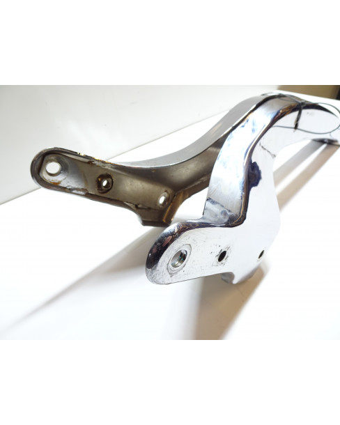 Suzuki VL 1500 LC Intruder, fäste bakskärm (par) 2