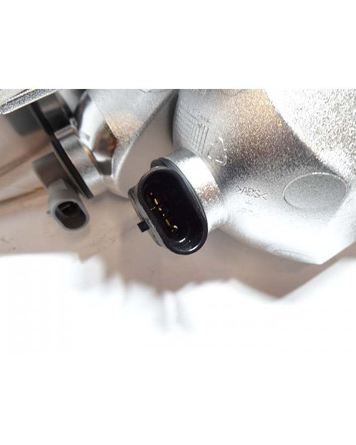 Piaggio X7, baklykta höger