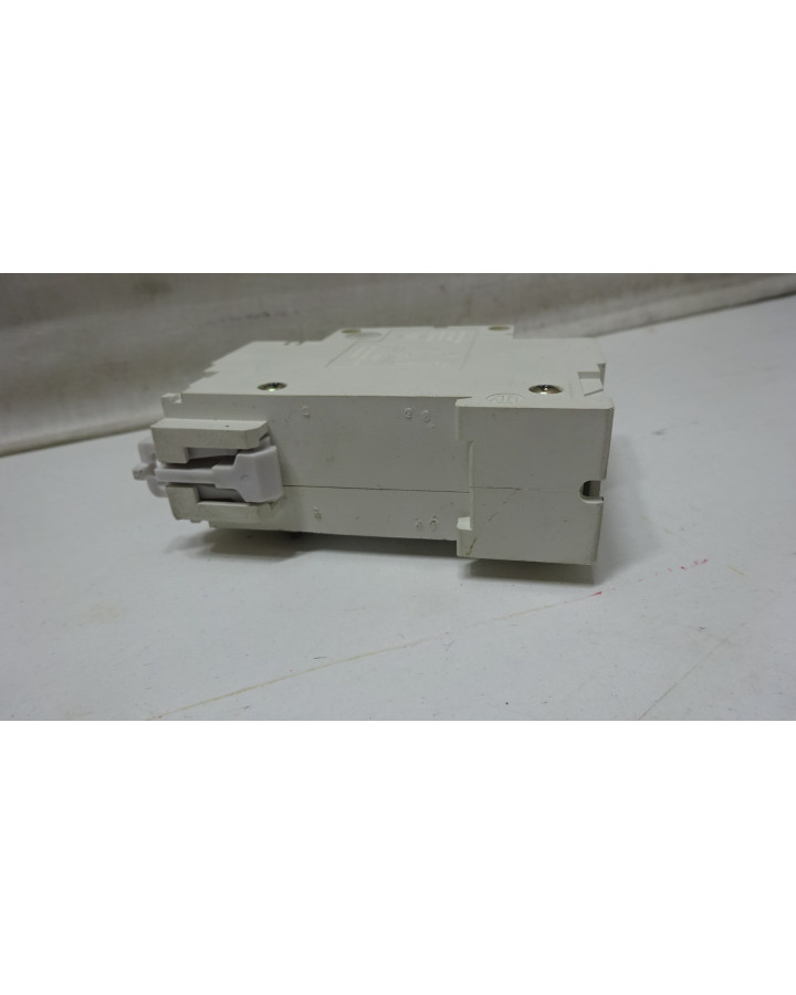 TOL T414, huvudbrytare