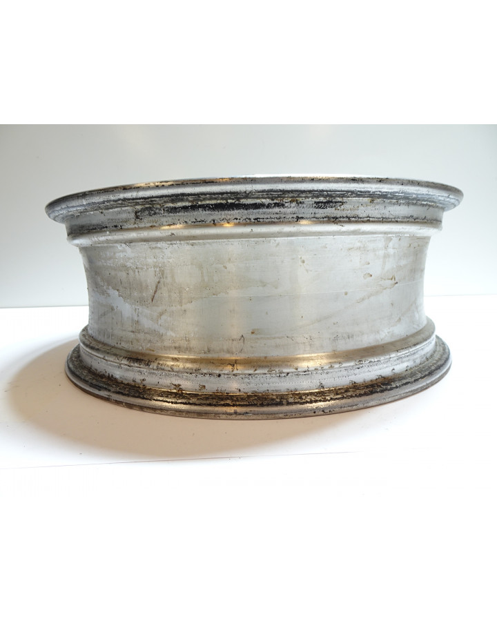 Suzuki VL 1500 LC Intruder, bakfälg