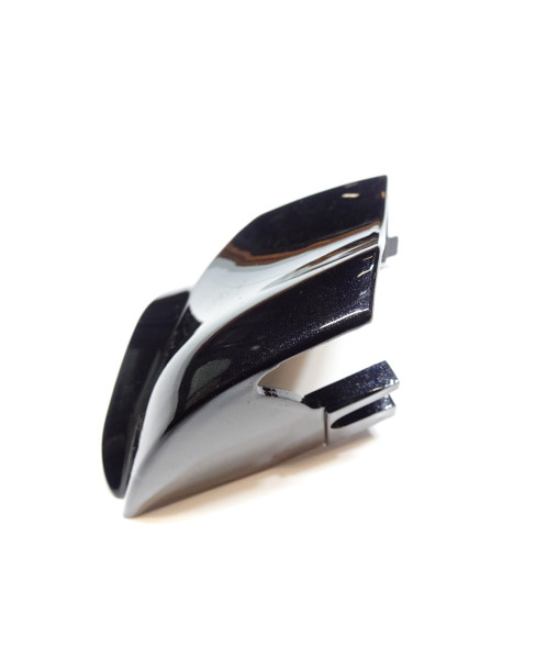 Vespa LX, vänster terminalspoiler 2