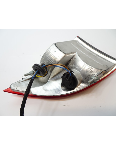 Aixam S9, baklykta höger