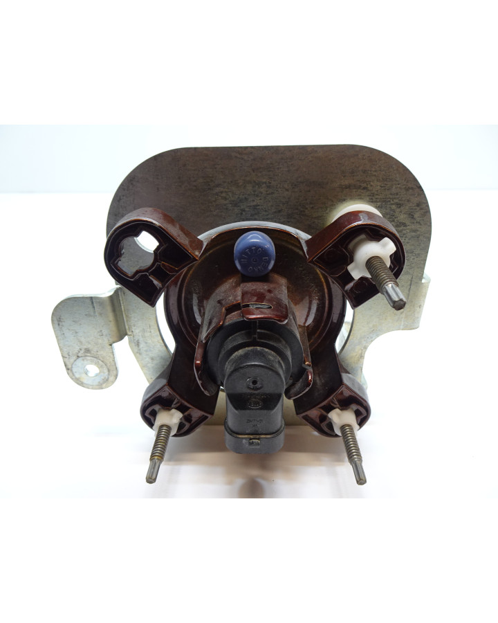 Bellier B8, dimljus vänster