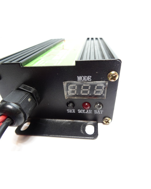 Titan Zero R7, solcellscontroller 2
