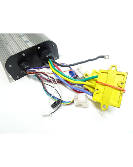 Titan Zero R7, elbox