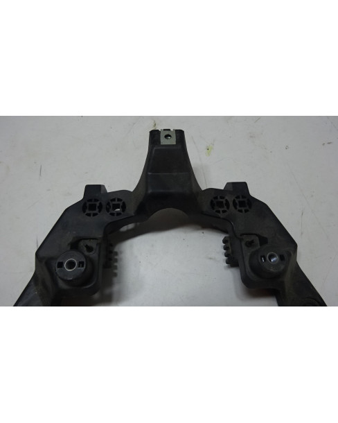 Yamaha Aerox, sadelinfästning 2