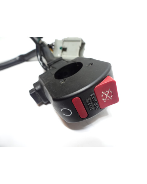 Honda CBR600RR, omkopplare höger 2