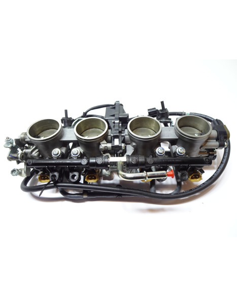 Kawasaki Z900, gasspjäll/insprut