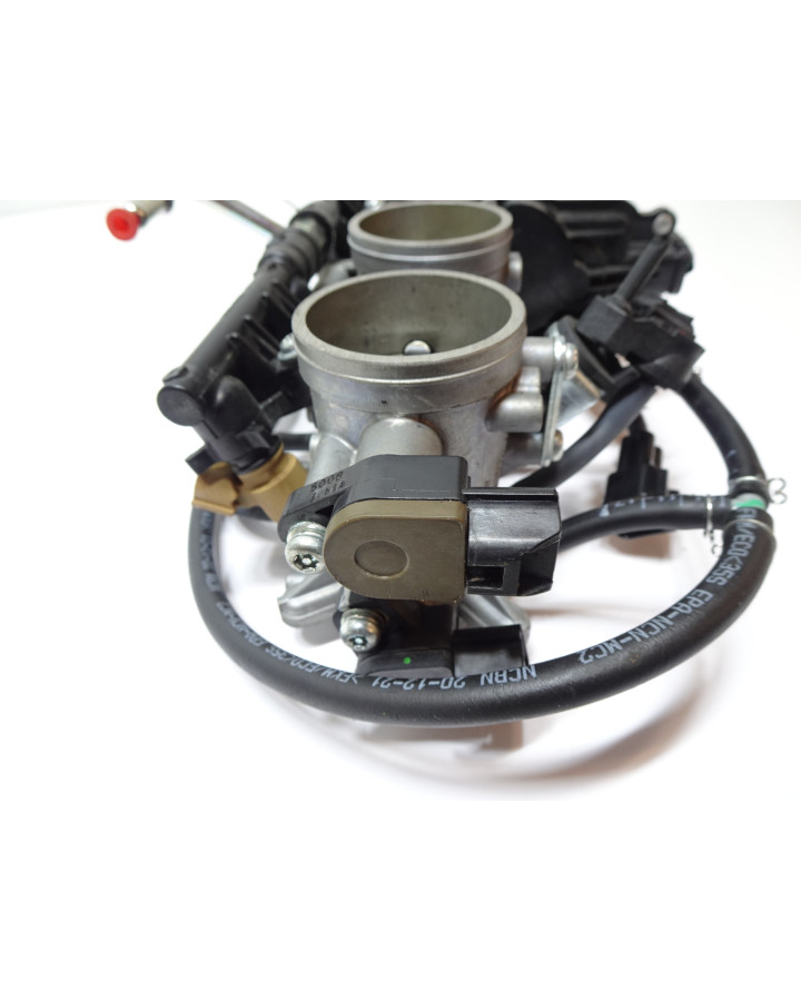 Kawasaki Z900, gasspjäll/insprut