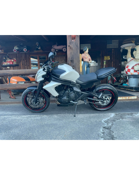 Kawasaki ER-6N SÅLD