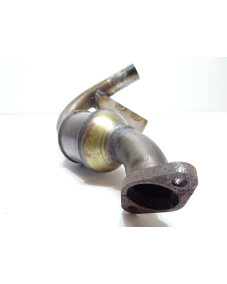 Bellier B8, främre avgasrör