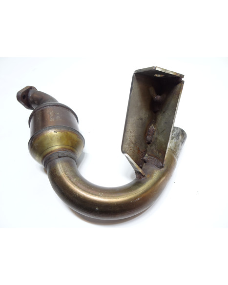 Bellier B8, främre avgasrör