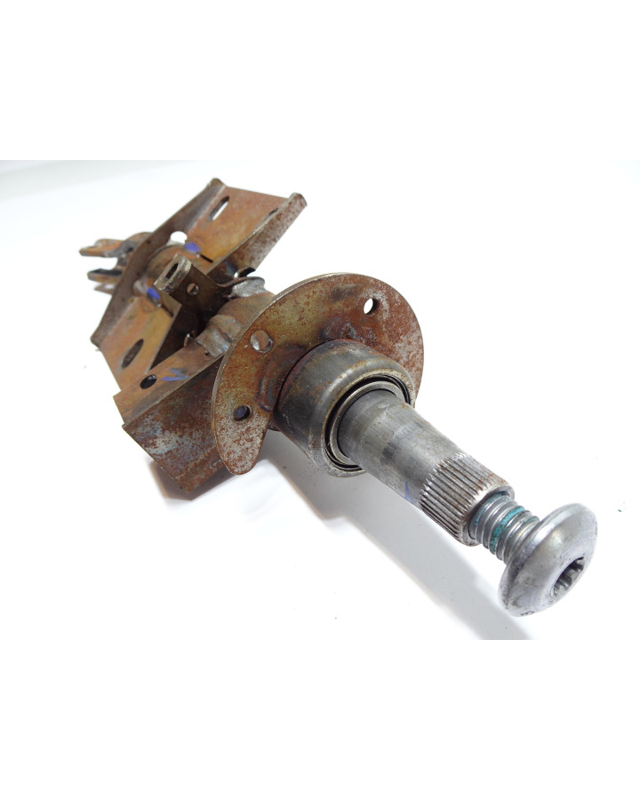 Bellier B8, rattstång