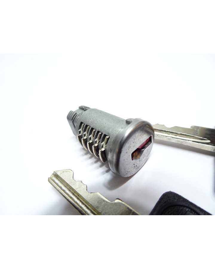 Piaggio, låscylinder toppbox