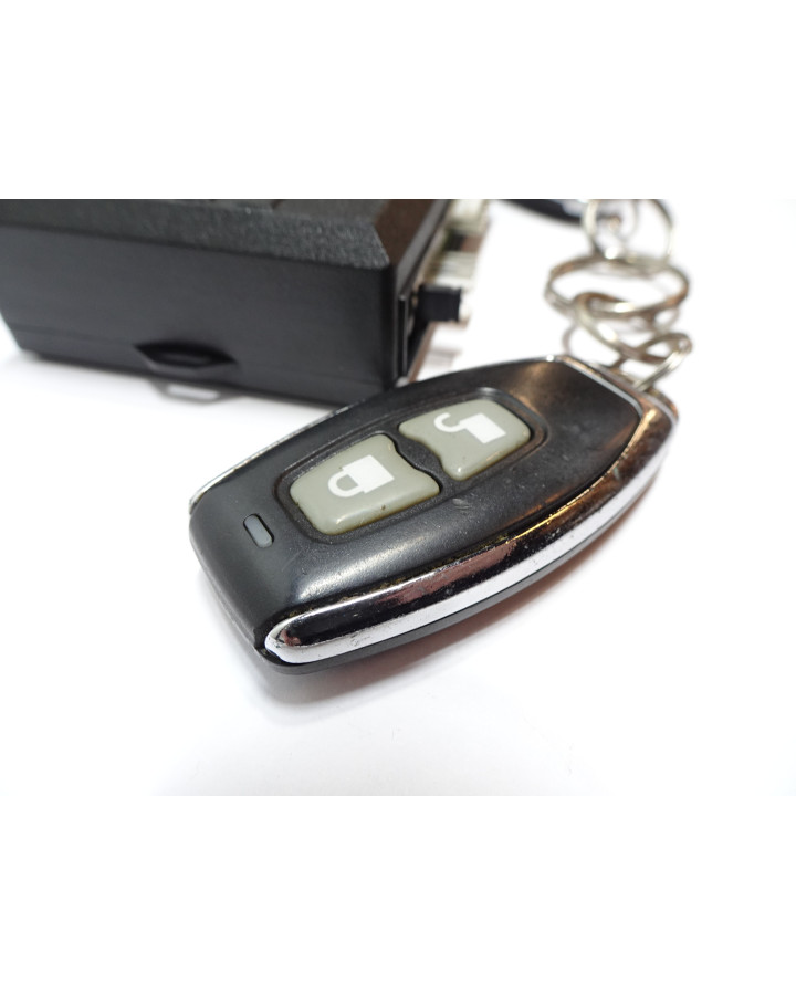 Aixam S8, centallåsmodul