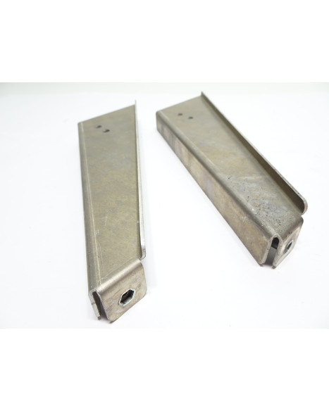 Ligier JS50, fäste stötfångare bak (par)