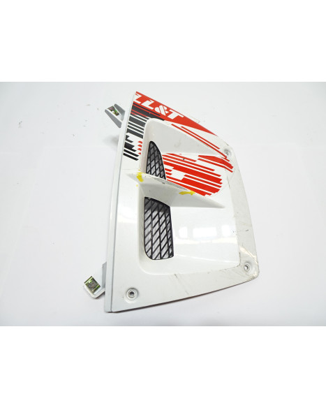 TGB Bullet, nedre sidokåpa fram vänster