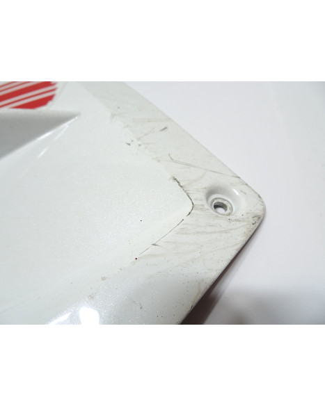 TGB Bullet, nedre sidokåpa fram vänster