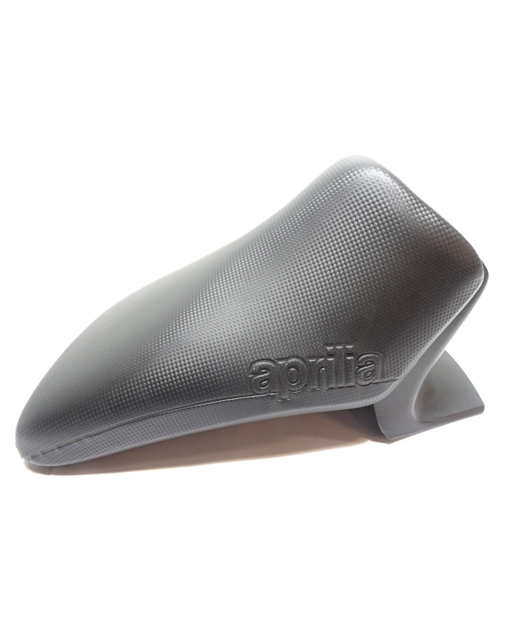 Aprilia SR50, sadel