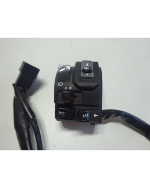 Kawasaki ZX-10R, omkopplare vänster 2