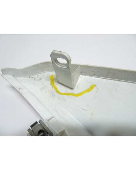 Derbi Senda, bakre sidokåpa höger