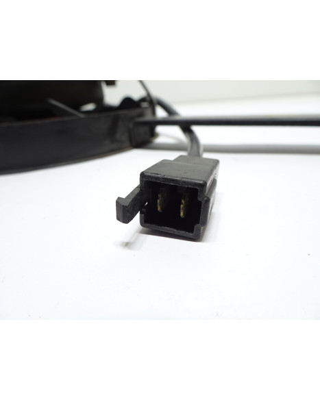 Yamaha YZF1000R Thunderace, kylarfläkt vänster