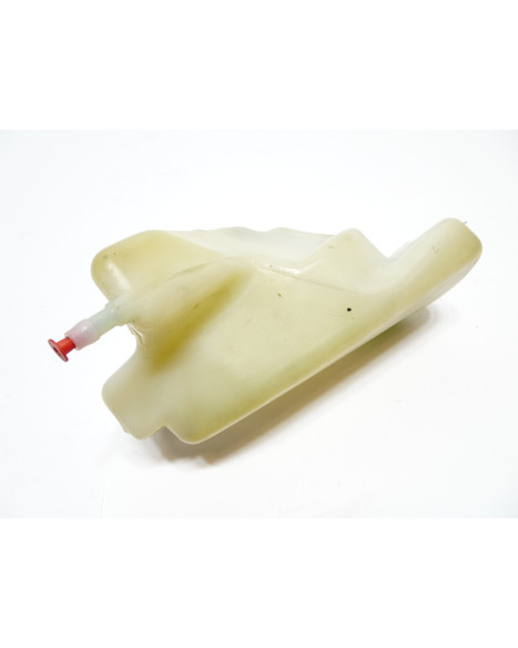 Yamaha YZF1000R Thunderace, expansionskärl