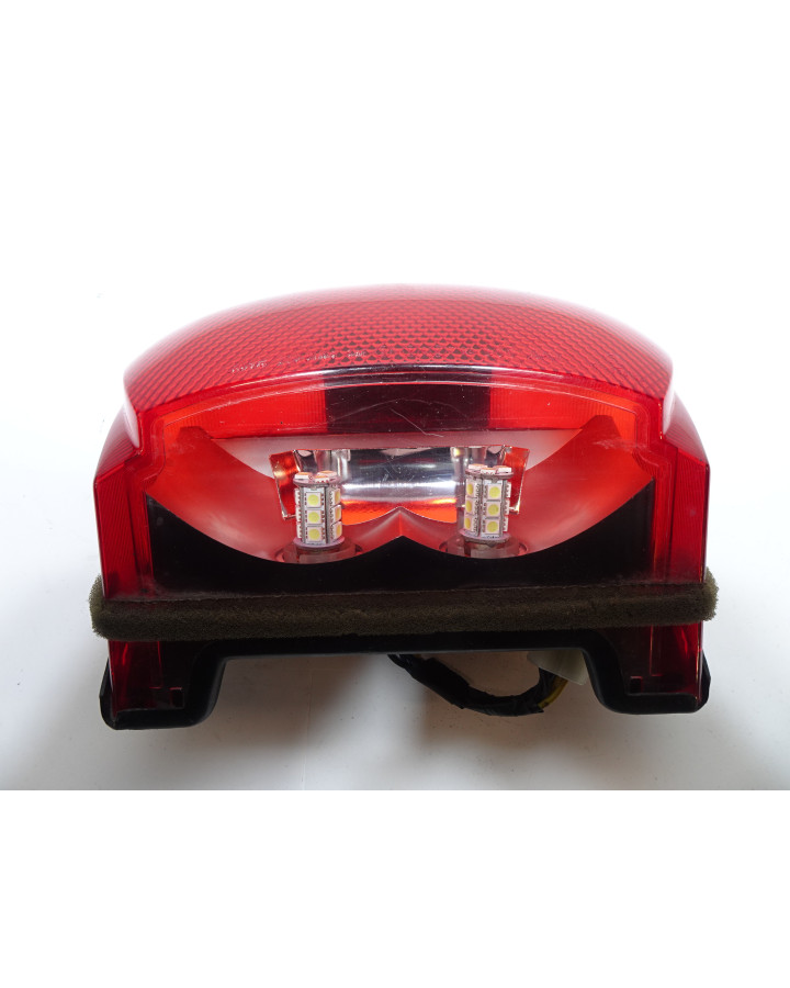 Yamaha YZF1000R Thunderace, baklykta