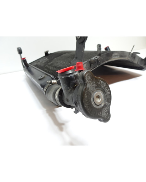 Yamaha YZF1000R Thunderace, kylare