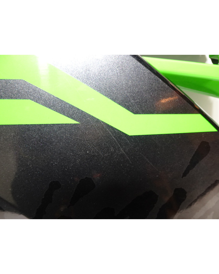 Kawasaki Ninja 400, sidokåpa vänster komplett
