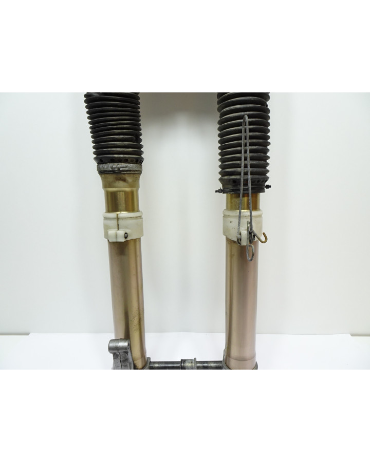 Suzuki DR650SE, framgaffel