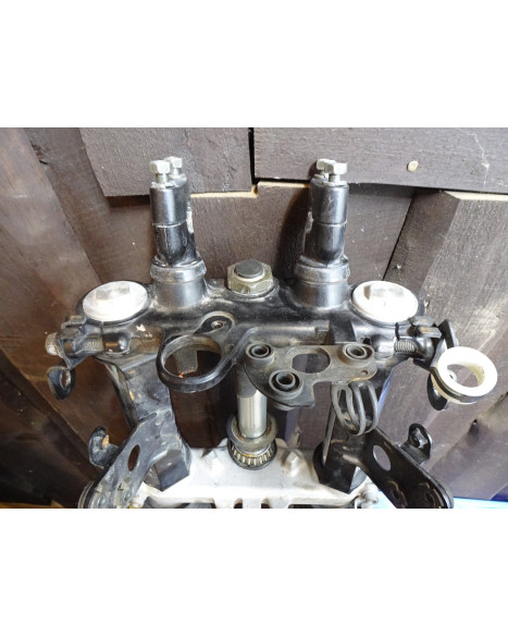 Suzuki DR650SE, framgaffel