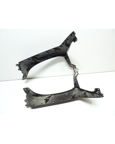 MotoCR Comet, nedre frontkåpa