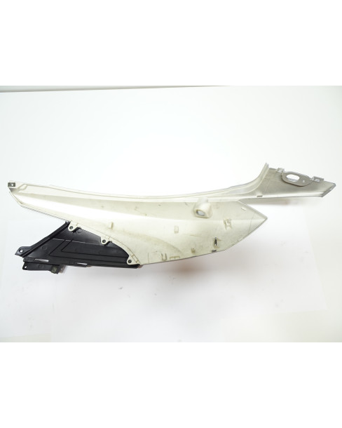 MotoCR Comet, bakre sidokåpa höger 2