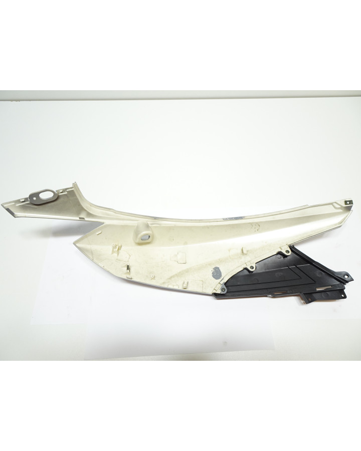 MotoCR Comet, bakre sidokåpa vänster