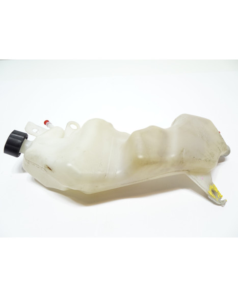 Honda CB1000R, expansionskärl