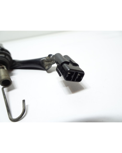 Honda CB1000R, bromsljuskontakt bak