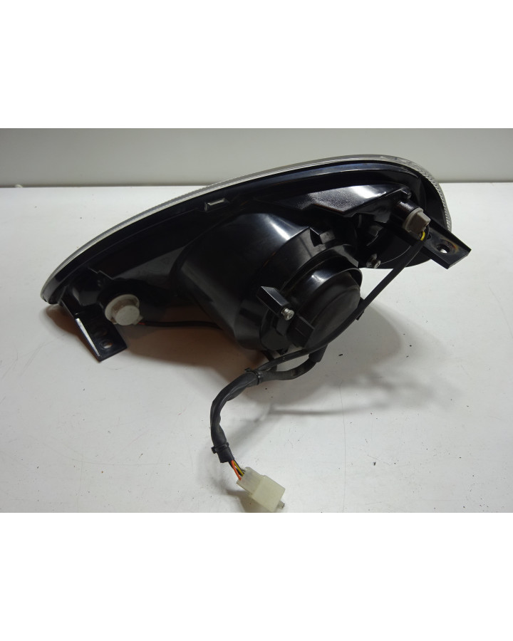 Ligier JS RC/Microcar F8C, framlykta höger