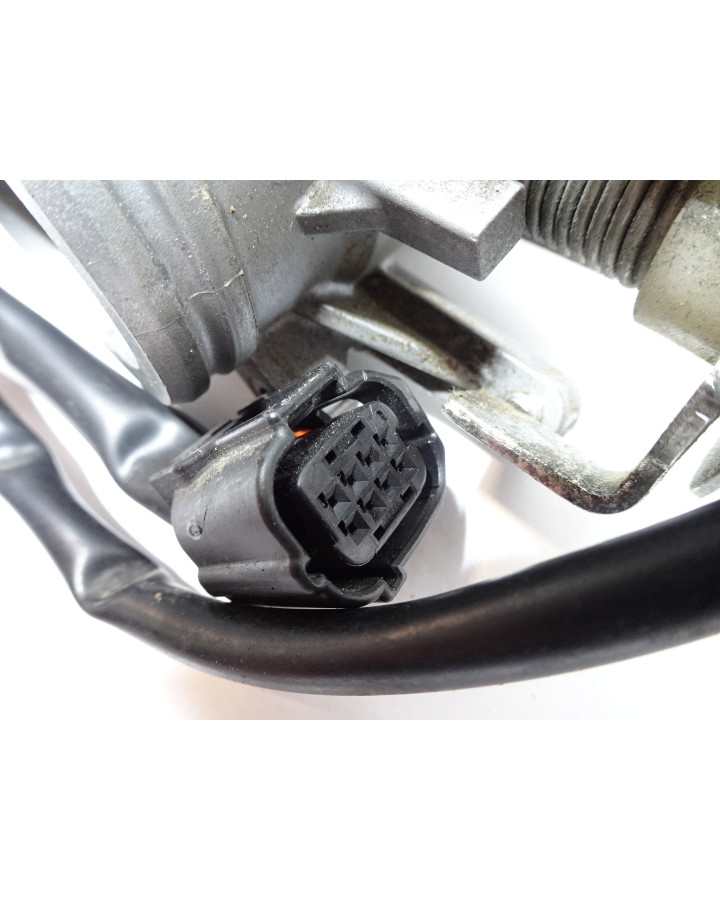 Yamaha XSR700/MT-07, gasspjäll/insprut