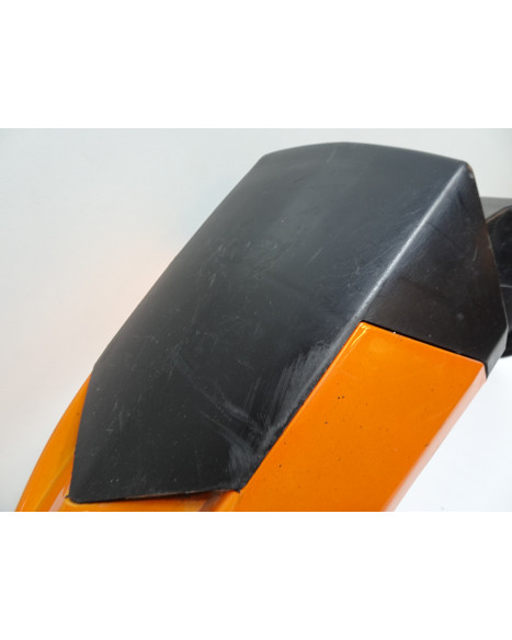 KSR Moto TR 50 SM, framskärm