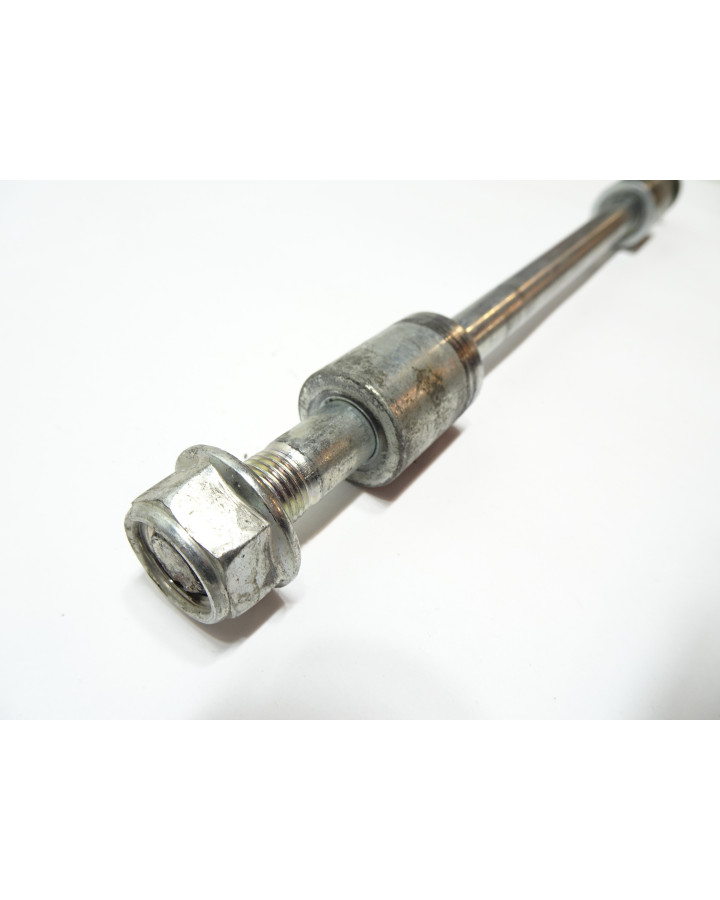 Honda MSX125 Grom, hjulaxel fram