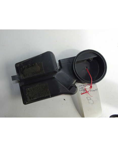 Yamaha Virago 535, luftburkskåpa