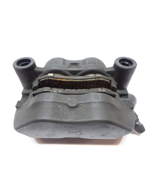 Triumph Daytona 675, bromsok höger fram 2