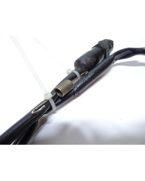 Triumph Daytona 675, bromsljuskontakt bak